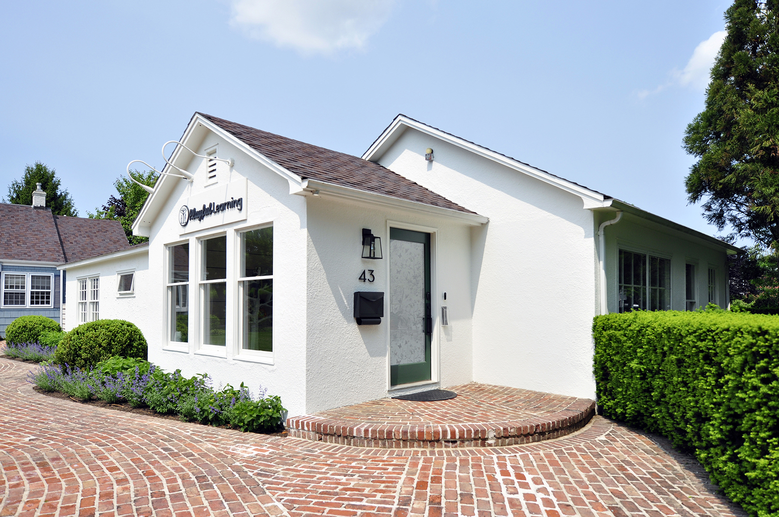 Playful learning exterior image